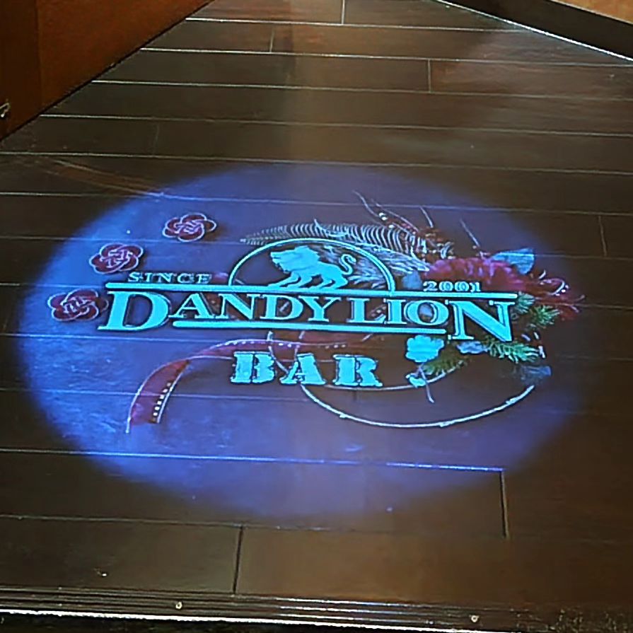あけましておめでとうございます。 本年もよろしくお願いいたします。  DANDYLION BARは1/4より通常営業をいたしております。  なお、スタッフ不足により金曜・土曜は料理メニューを減らして簡易メニューにて対応させていただいておりますのでご注意ください。  